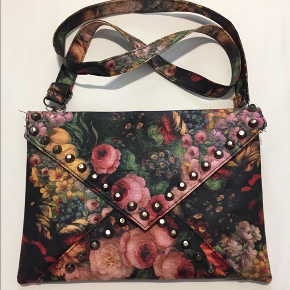 Handbags - NWOT Floral Stud bag